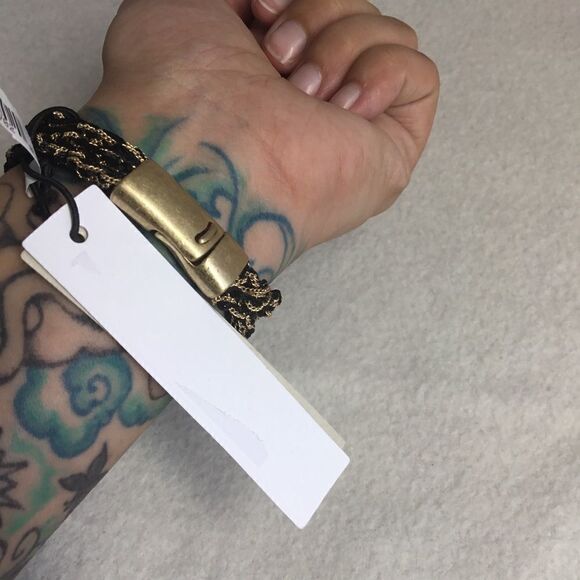 Treasure & Bond Thread Layer Chain Bracelet (G1) - Picture 3 of 8